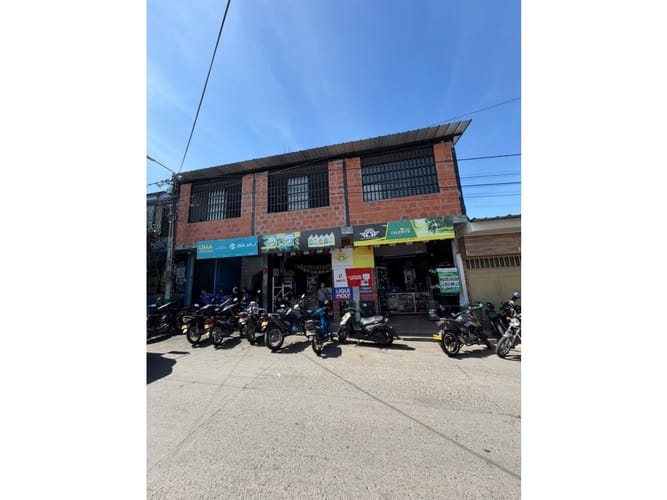 Local en venta en Pedregal, Neiva, 99 m² · foto 2 de 24