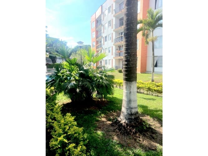 Apartamento de 3 alcobas en venta en Gamma, Pereira, 72 m² · foto 3 de 9
