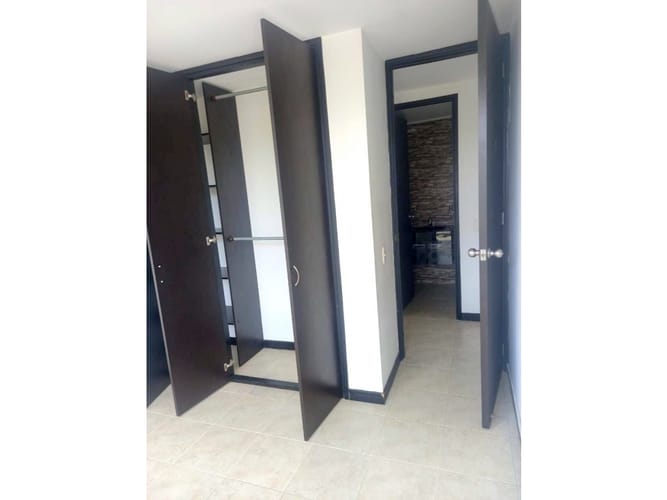 Apartamento de 3 alcobas en venta en Gamma, Pereira, 72 m² · foto 6 de 9