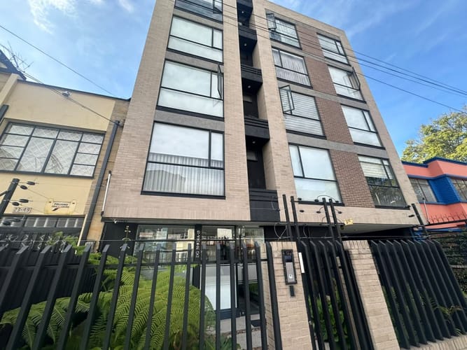 Apartamento de 1 alcoba en arriendo en San Luis, Bogotá, 28 m² · foto 2 de 24