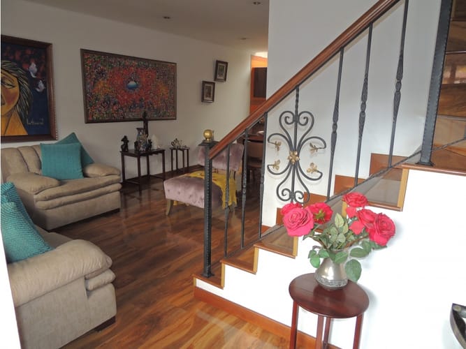 Casa de 3 alcobas en venta en Pueblo Viejo, Cota, 125 m² · foto 2 de 24