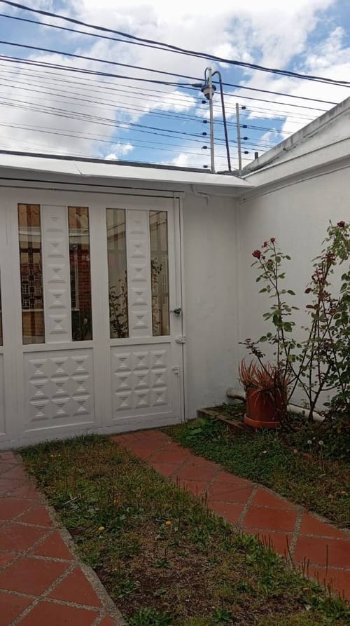 Casa de 5 alcobas en venta en Castilla, Bogotá, 240 m² · foto 20 de 23