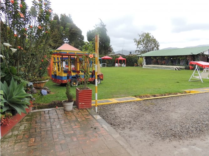 Lote en venta en Centro, Cajicá, 2000 m² · foto 4 de 23