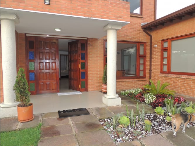 Casa de 5 alcobas en venta en La Estrella, Chía, 420 m² · foto 3 de 24