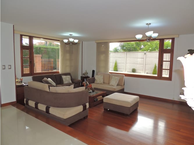 Casa de 5 alcobas en venta en La Estrella, Chía, 420 m² · foto 6 de 24