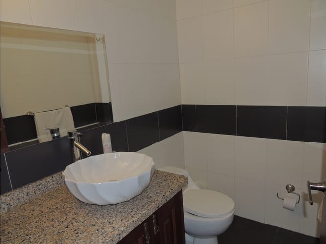 Casa de 5 alcobas en venta en La Estrella, Chía, 420 m² · foto 23 de 24