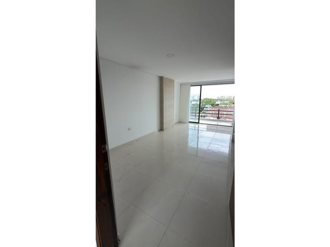 Apartamento de 3 alcobas en venta en El Prado Norte, Neiva, 96 m² · foto 2 de 24