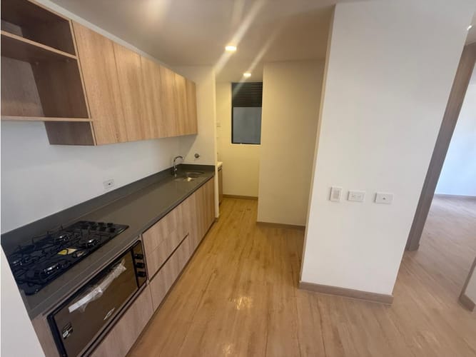 Apartamento de 1 alcoba en venta en La Ceja, 41 m² · foto 2 de 16
