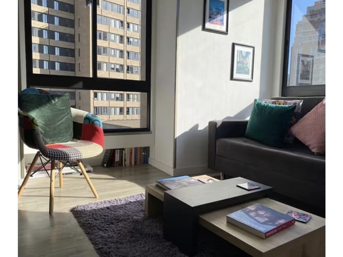 Apartaestudio en venta en La Macarena, Bogotá, 46 m² · foto 2 de 15
