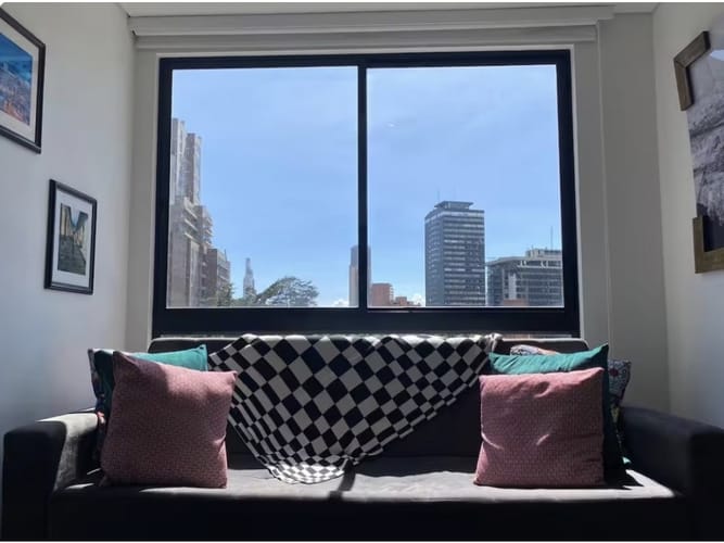 Apartaestudio en venta en La Macarena, Bogotá, 46 m² · foto 3 de 15