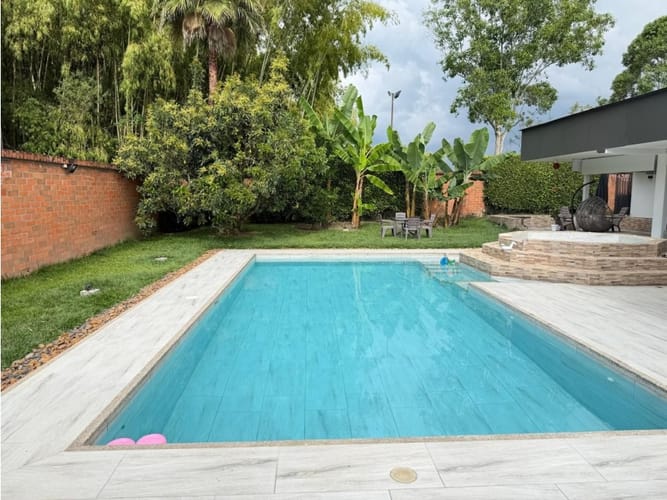 Casa de 4 alcobas en venta en Cerritos, Pereira, 246 m² · foto 16 de 16
