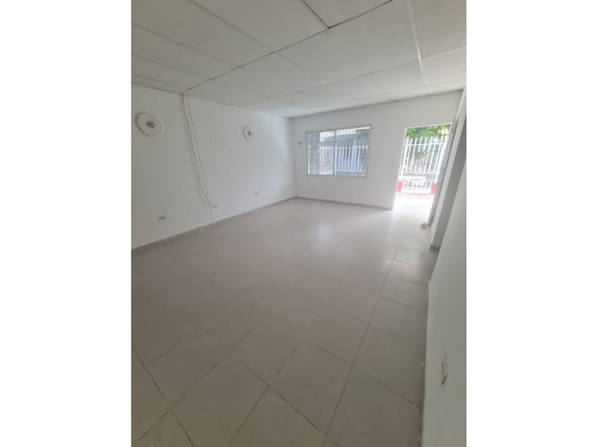 Casa de 3 alcobas en venta en Villa Del Carmen, Santa Marta, 80 m² · foto 2 de 17