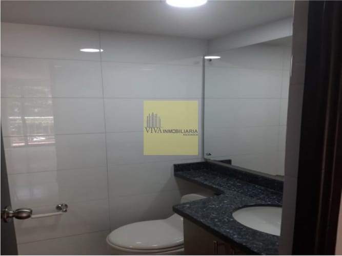 Apartaestudio en venta en Suramérica, Itagüí, 98 m² · foto 10 de 13