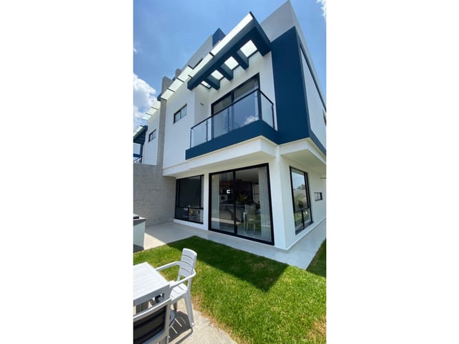 Casa de 4 alcobas en venta en Cota, 151 m² · foto 3 de 24