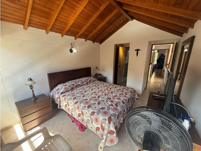 Casa de 3 alcobas en venta en San Isidro, Medellín, 186 m² · foto 9 de 24