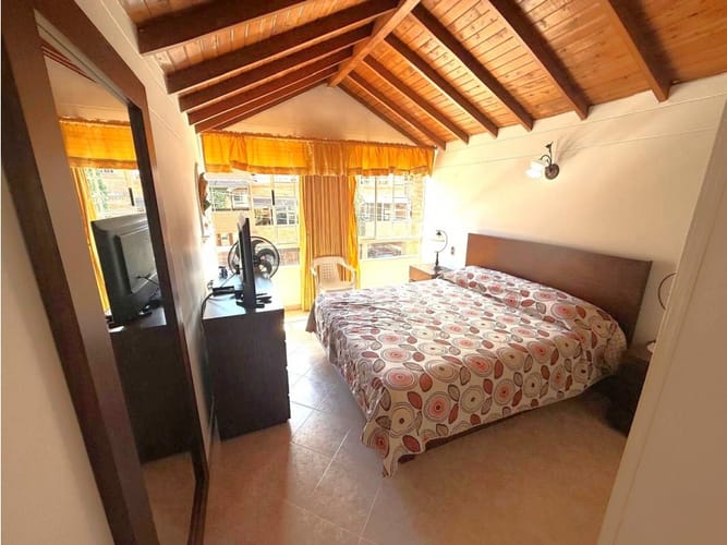 Casa de 3 alcobas en venta en San Isidro, Medellín, 186 m² · foto 10 de 24