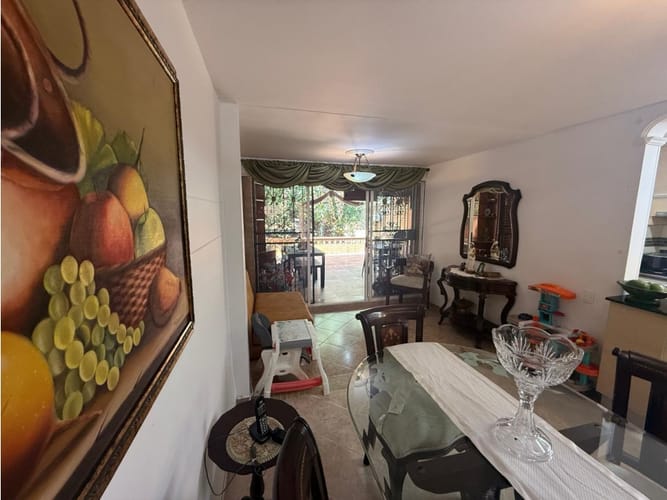 Casa de 3 alcobas en venta en San Isidro, Medellín, 186 m² · foto 23 de 24
