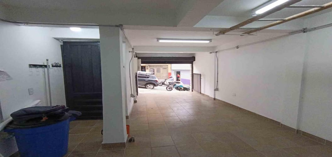 Local en arriendo en El Bosque, Manizales, 32 m² · foto 8 de 10