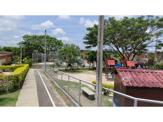 Casa de 4 alcobas en venta en Galicia, Pereira, 113 m² · foto 2 de 17