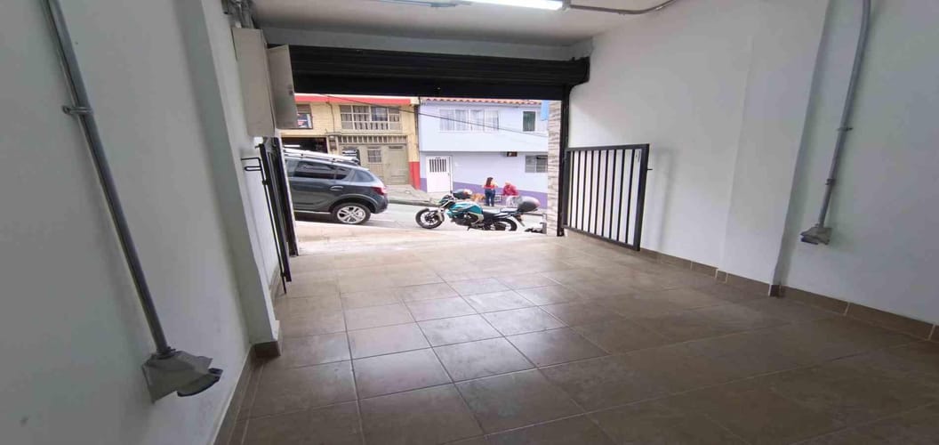 Local en arriendo en El Bosque, Manizales, 32 m² · foto 10 de 10