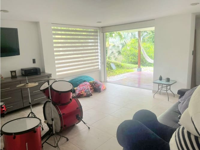Casa de 4 alcobas en venta en Pueblito Cafetero, Pereira, 450 m² · foto 3 de 10