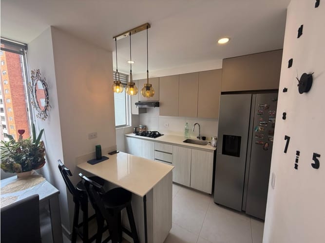 Apartamento de 3 alcobas en venta en Los Alcazares, Sabaneta, 79 m² · foto 5 de 15