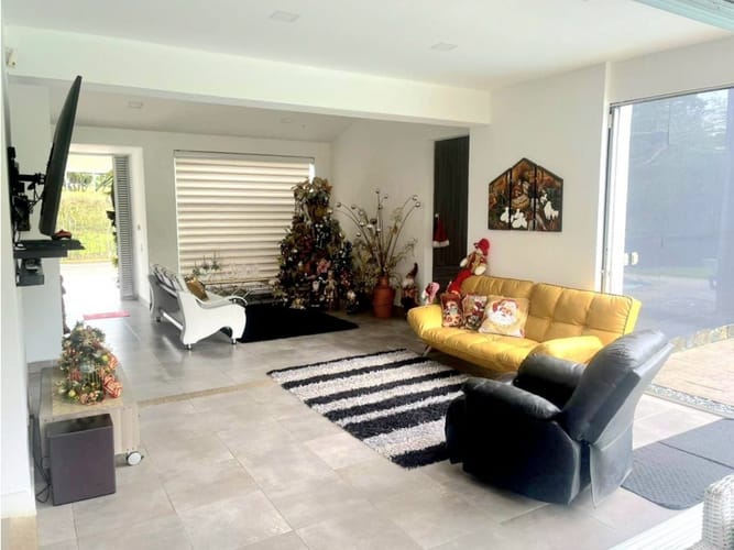 Casa de 4 alcobas en venta en Pueblito Cafetero, Pereira, 450 m² · foto 8 de 10