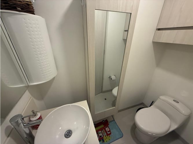 Apartamento de 3 alcobas en venta en Los Alcazares, Sabaneta, 79 m² · foto 12 de 15