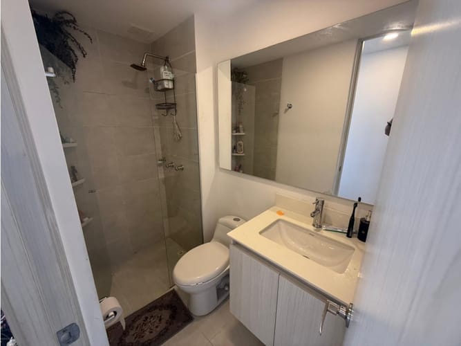 Apartamento de 3 alcobas en venta en Los Alcazares, Sabaneta, 79 m² · foto 13 de 15