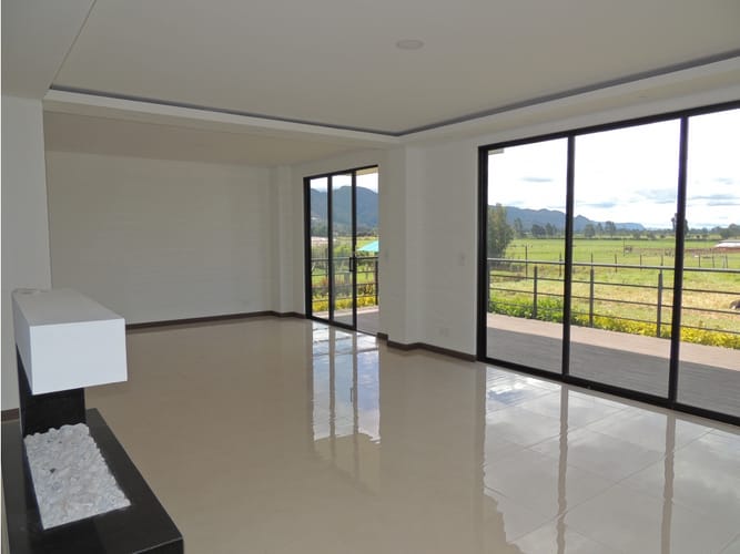 Casa de 3 alcobas en venta en Parcelas, Cota, 240 m² · foto 6 de 24