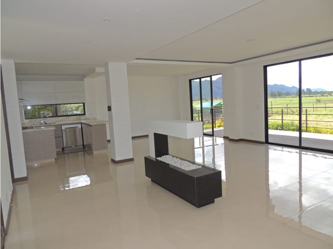 Casa de 3 alcobas en venta en Parcelas, Cota, 240 m² · foto 7 de 24