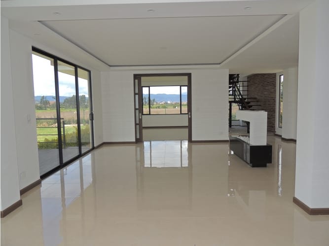 Casa de 3 alcobas en venta en Parcelas, Cota, 240 m² · foto 10 de 24