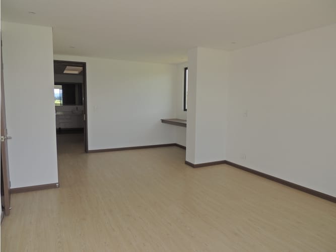 Casa de 3 alcobas en venta en Parcelas, Cota, 240 m² · foto 24 de 24