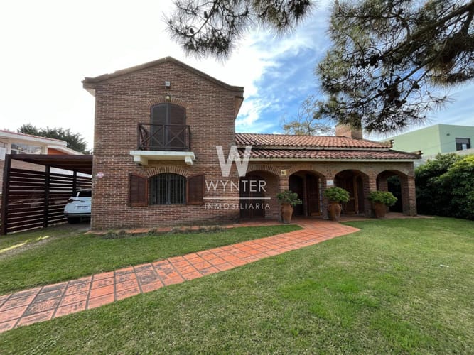 Casa en venta en Pinares