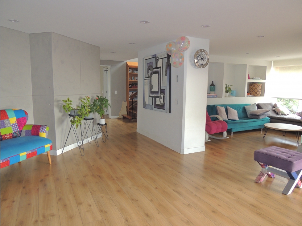 Apartamento en venta en Los Rosales, Bogotá · foto 2 de 24