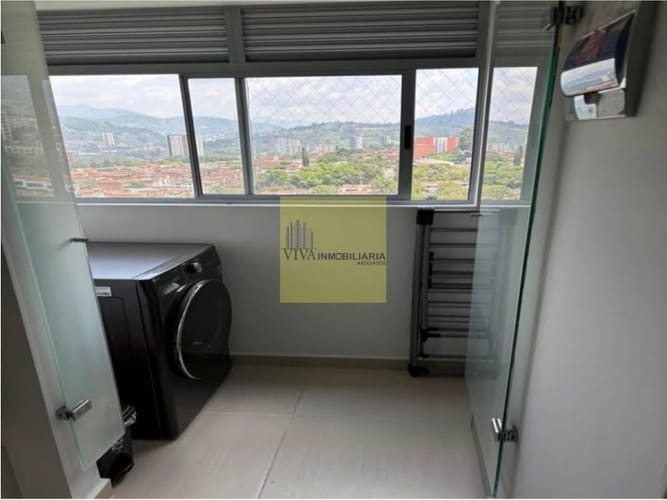 Apartamento de 2 alcobas en venta en Toledo, La Estrella, 61 m² · foto 7 de 9
