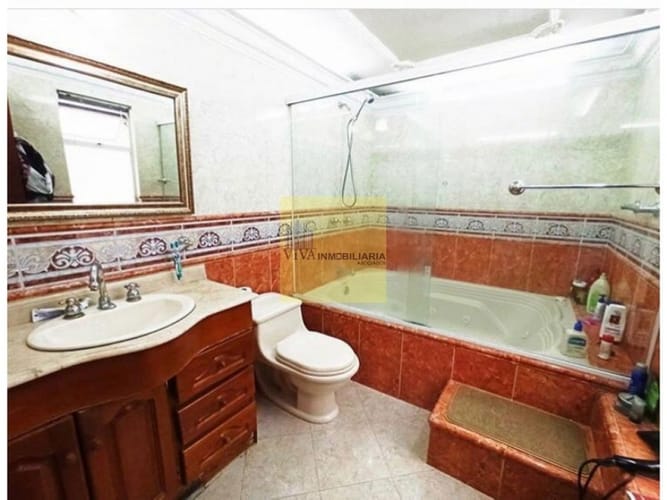 Apartamento de 4 alcobas en venta en Belén, Medellín, 255 m² · foto 8 de 8