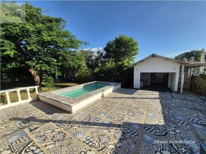 Casa de 3 alcobas en venta en Ricaurte, Ricaurte, 398 m² · foto 10 de 24