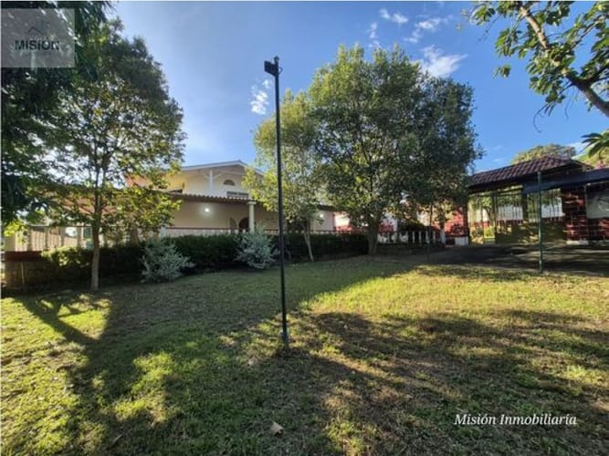Casa de 3 alcobas en venta en Ricaurte, Ricaurte, 398 m² · foto 15 de 24