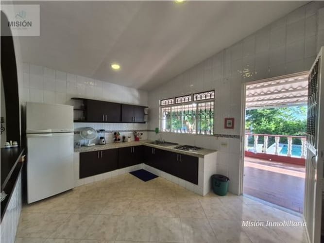 Casa de 3 alcobas en venta en Ricaurte, Ricaurte, 398 m² · foto 23 de 24