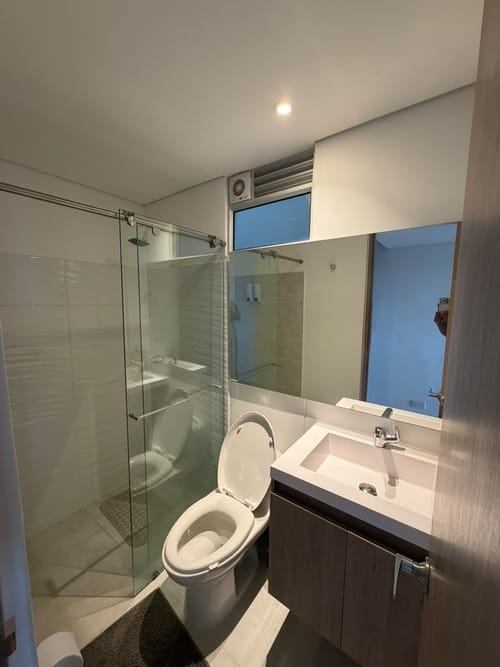 Apartamento de 2 alcobas en venta en Serena Del Mar, Cartagena, 54 m² · foto 4 de 24