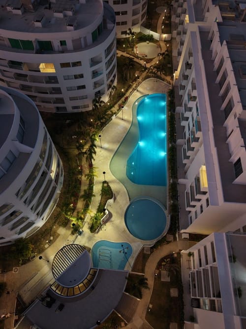 Apartamento de 2 alcobas en venta en Serena Del Mar, Cartagena, 54 m² · foto 2 de 24