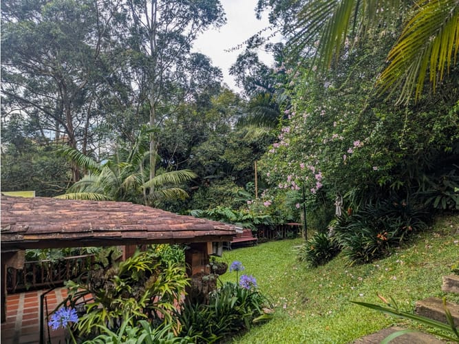 Casa de 7 alcobas en venta en Los Balsos, Medellín, 300 m² · foto 6 de 24