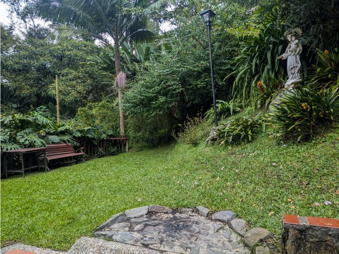 Casa de 7 alcobas en venta en Los Balsos, Medellín, 300 m² · foto 9 de 24