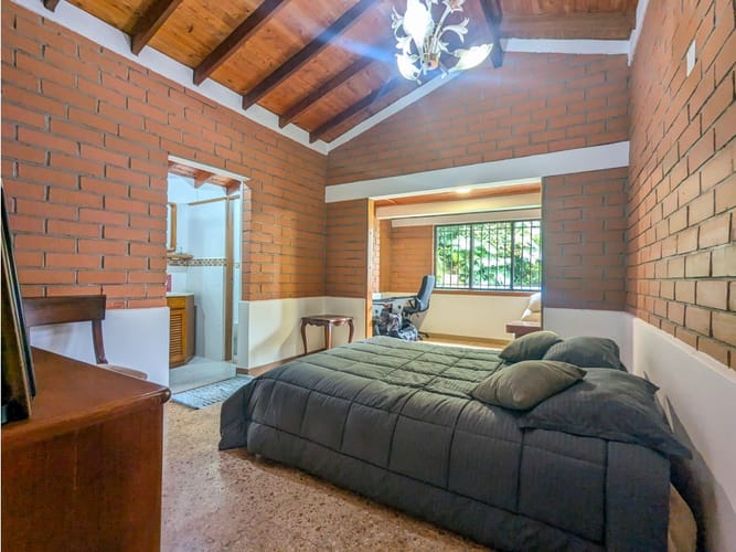 Casa de 7 alcobas en venta en Los Balsos, Medellín, 300 m² · foto 16 de 24