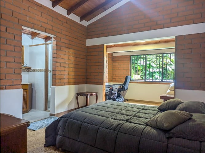 Casa de 7 alcobas en venta en Los Balsos, Medellín, 300 m² · foto 17 de 24