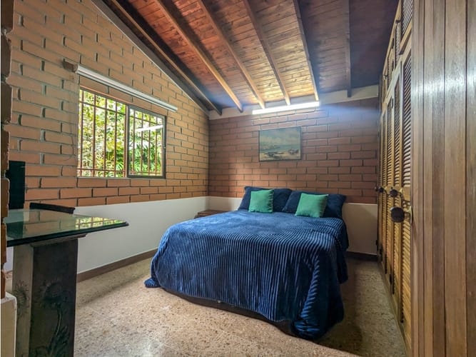 Casa de 7 alcobas en venta en Los Balsos, Medellín, 300 m² · foto 19 de 24