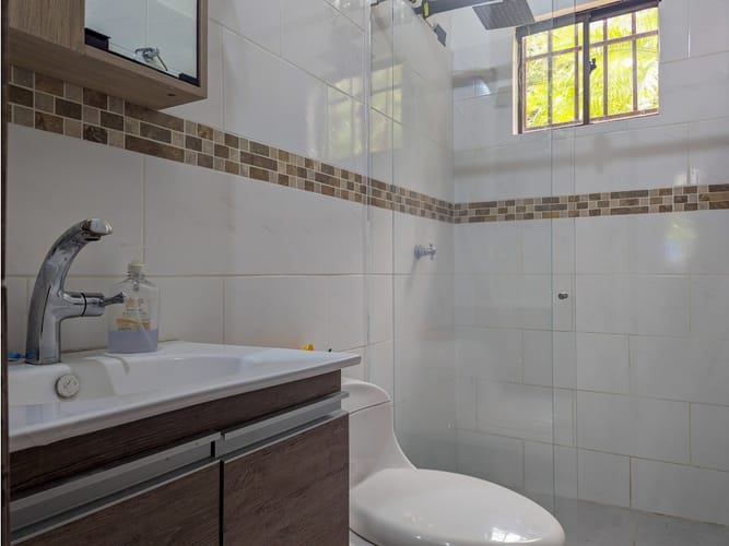 Casa de 7 alcobas en venta en Los Balsos, Medellín, 300 m² · foto 23 de 24