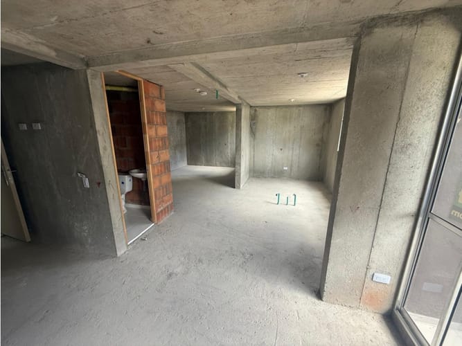 Apartaestudio en venta en San Jose, Bogotá, 53 m² · foto 2 de 11