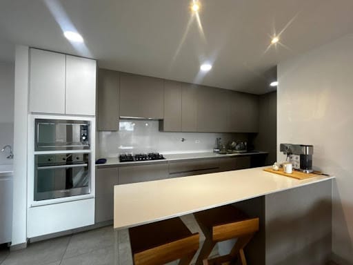 Apartamento de 3 alcobas en venta en Loma Del Chocho, Envigado, 126 m² · foto 8 de 24